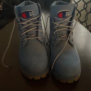 Women’s Chamption Timberlands Size 8